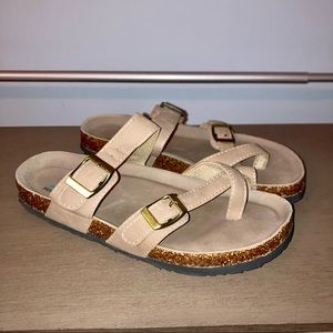 Maui Island Slip On Sandals sz 8